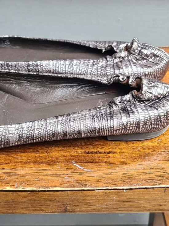 Tory Burch Reva Black Silver Snake Print Leather Ballet Flats size 8M main image 0